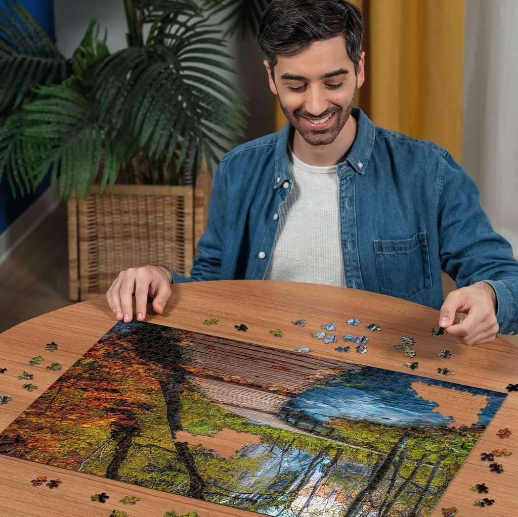 Autumnal wood trail - Puzzel 1000 stukjes - Ravensburger 12001764, aan het puzzelen