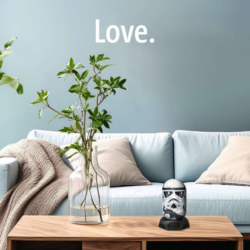 Stormtrooper Hylkies 3D puzzel opgesteld in woonkamer op display-standaard