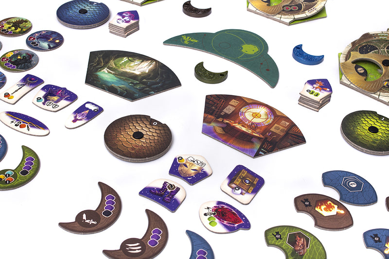 Close-up van uitrusting en fiches uit Chronicles of Avel: New Adventures